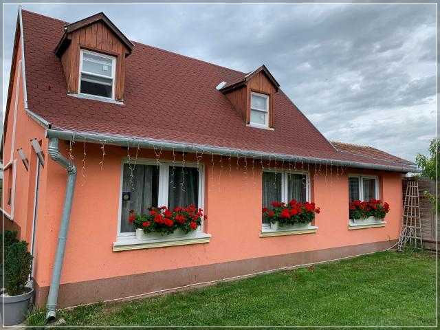 Airport16 bed and breakfast