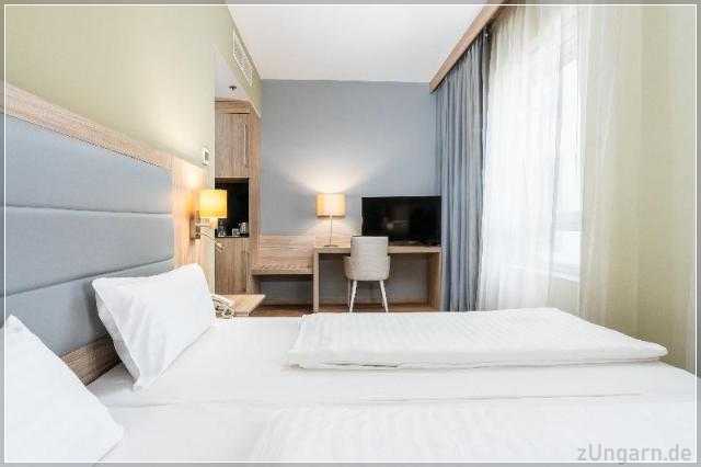 Akeah Verdi Budapest