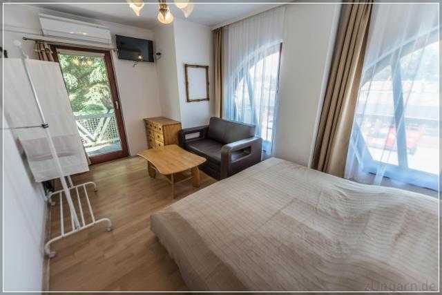 Caesar Apartments & Rooms