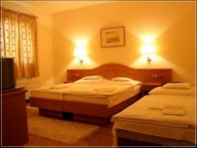 Gastland M1 Hotel & Conference Center