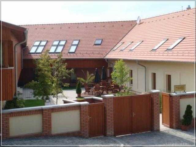 Hotel Adalbert Szent Gyorgy Haz