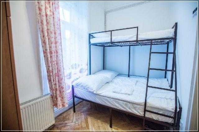 Center apartment 1 bedroom privite use summer room