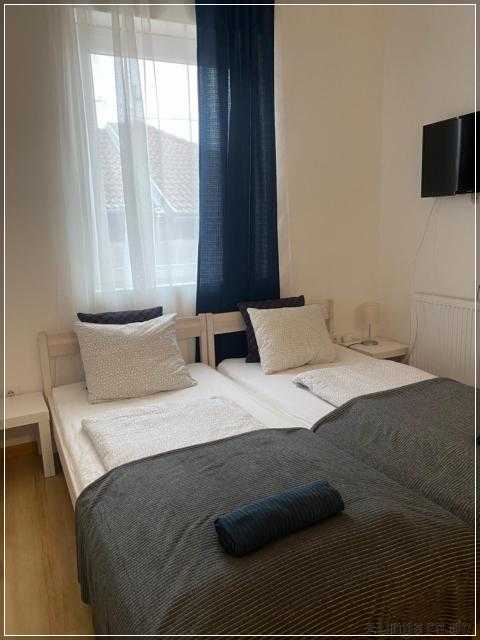 Budapest Airport-Vecses Trainstation Apartman K7