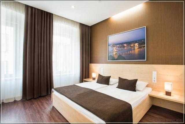 Promenade City Hotel