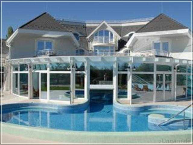 Liget Wellness and Conference Hotel