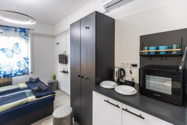 CS14 Gold Apartment