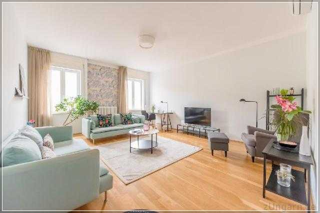 Elegant, But Hip 1 Bedroom Flat - Central Budapest