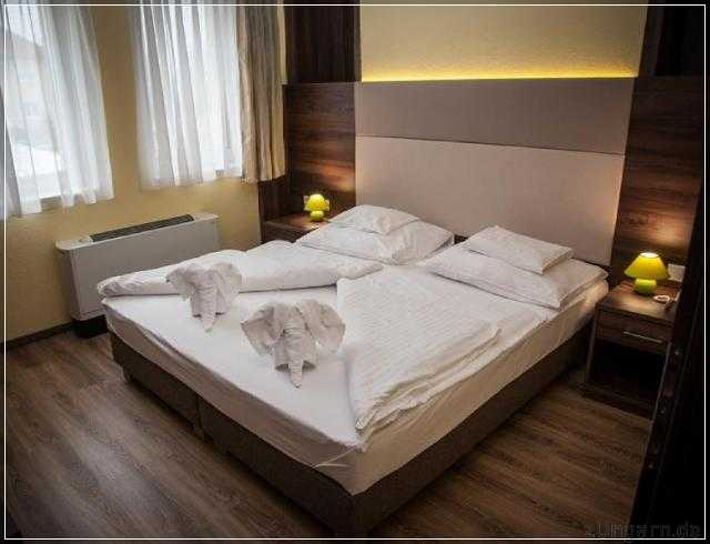 HotelJade-Ezüsthíd Hotel