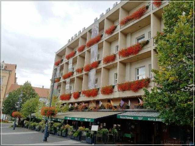Hotel Kapos