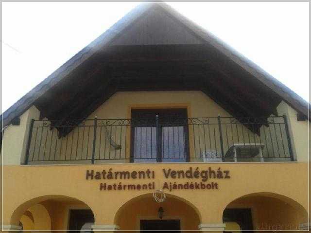 Hatarmenti Vendeghaz