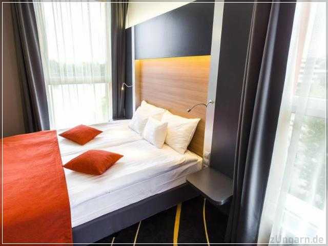 Best Western Plus Lakeside Hotel