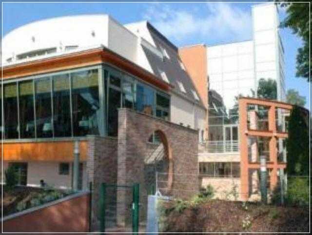 Holiday Beach Wellness Hotel with Sauna Park